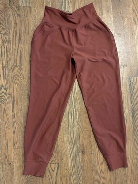 Old Navy High-Waisted PowerSoft Go-Dry Joggers Burnt Orange Small